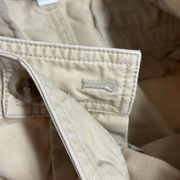 Gap Bermuda Favorite Khaki Shorts 12 - Picture 11 of 11